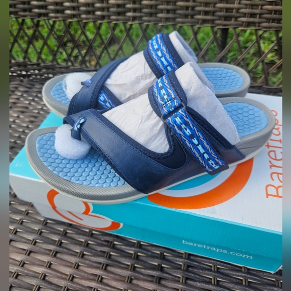 NWT Womens Baretraps Deserae Slip On Slide Sandal size 8.5M Navy Blue - Picture 4 of 11